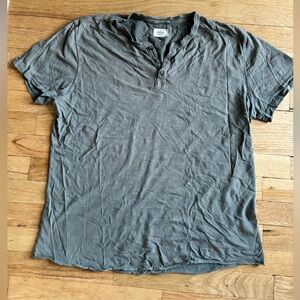 Marine Layer men’s henley tshirt